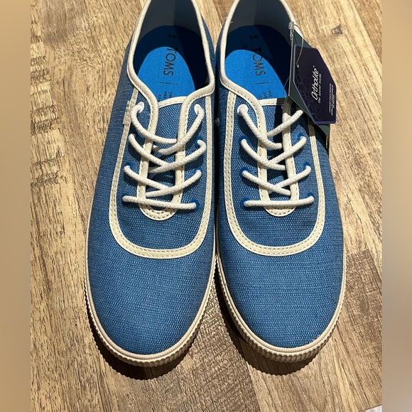 Toms Shoes - Toms Carmel Heritage Canvas Sneaker - NWT